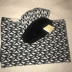 Michael Kors matching Scarf and Beanie NWT